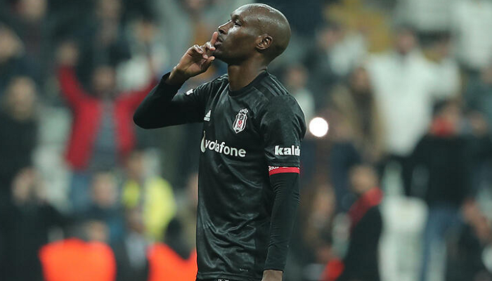 Atiba Hutchinson: Sözleşme için Beşiktaşla görüştüm