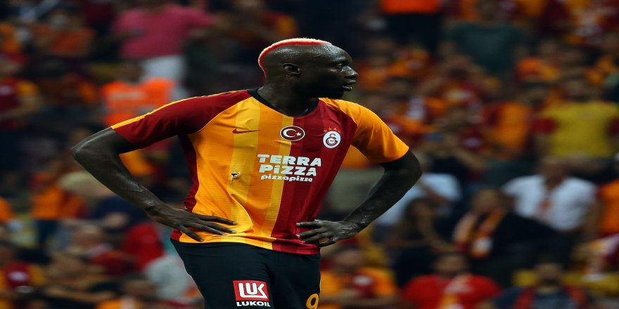 Galatasaray'ın ünlü oyuncusu ev sahibini tehdit etti