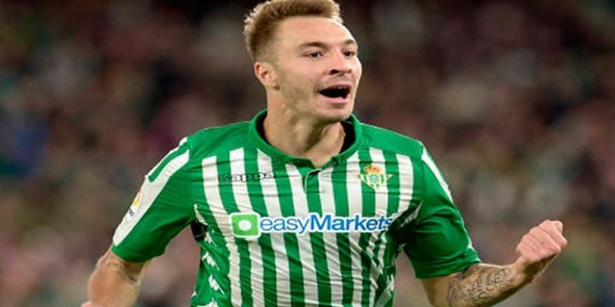 La Liga ekiplerinden Real Betis, Loren Moron'un sözleşmesini uzattı