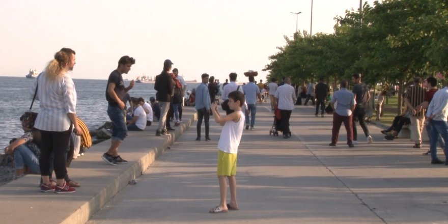 İstanbul’da Normalleşme süreci ile birlikte sahil ve piknik alanları doldu taştı