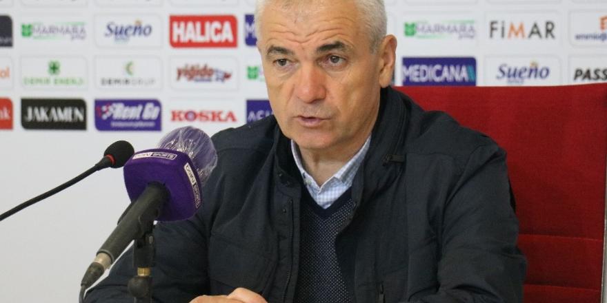 Sivasspor Teknik direktörü Çalımbay: “Kalan 7 maç bizim için final niteliğinde”