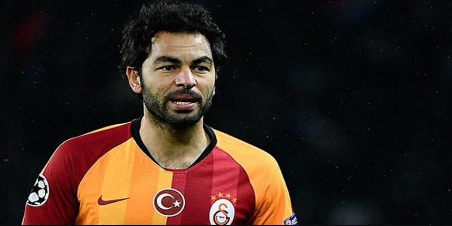 Galatasaray'ın Kaptanı Selçuk İnan Futbolu Bıraktı Mı?