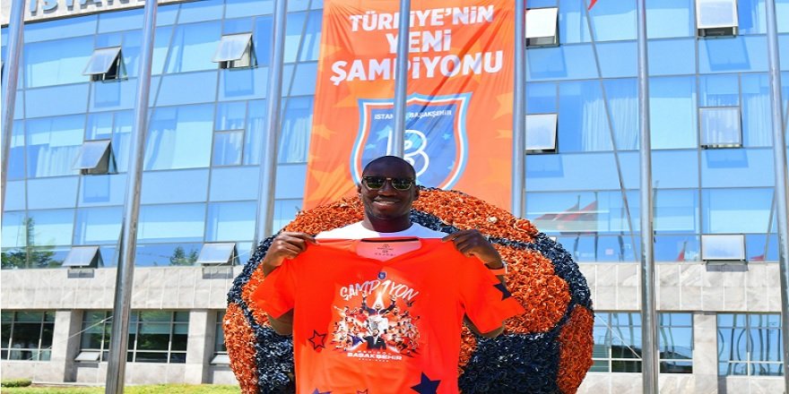 Demba Ba "Planlarım arasında Ayasofya’da namaz kılmak var" dedi