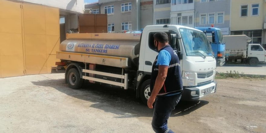 Kütahya Aslanapa Belediyesi köylerin su sorunlarını çözmek için destek veriyor