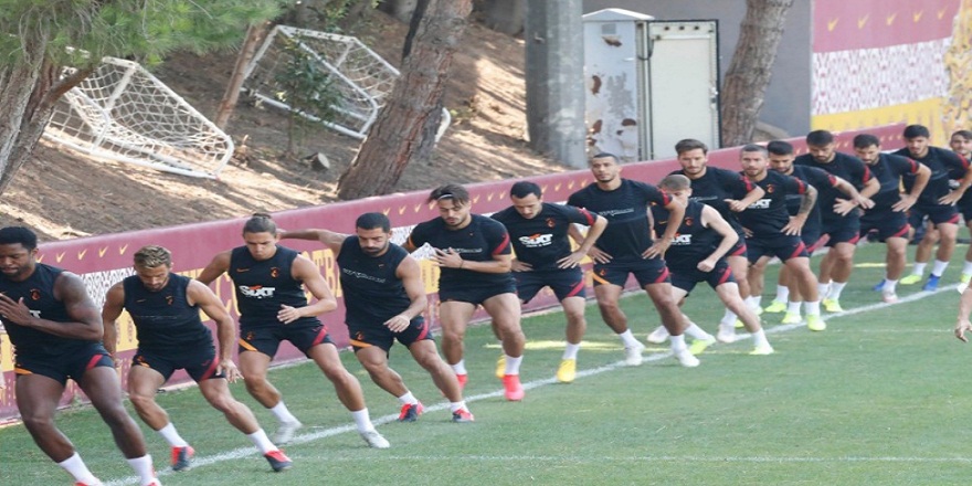 Galatasaray, Gaziantep FK maçı hazırlıklarını çift antrenmanla devam ettirdi