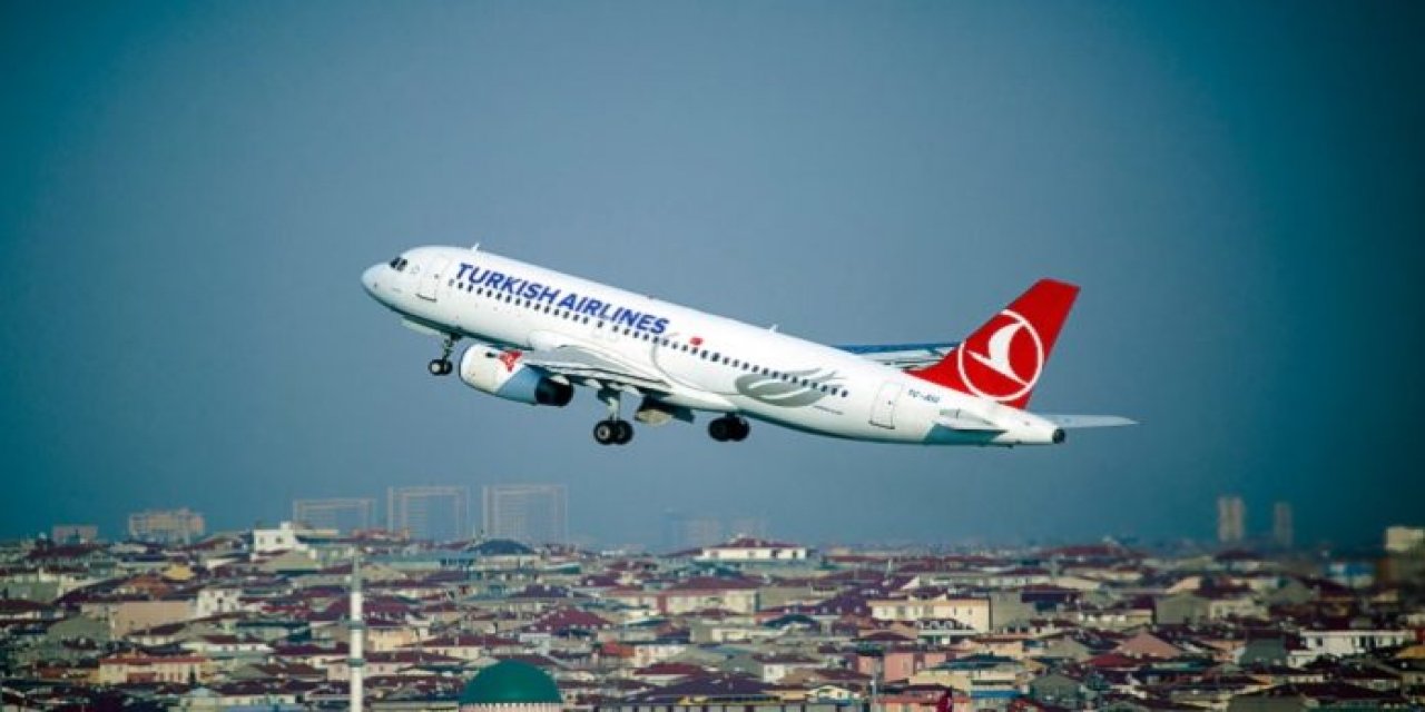 Türk Hava Yolları Uçağı Kuş Sürüsüne Çarptı! Uçak İniş Yapmak Zorunda