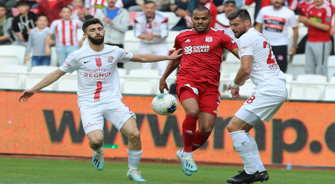 Süper Lig’in 26. haftasında Sivasspor ile Antalyaspor 22. randevuda