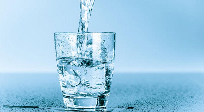 Su İçmenin Vücuda Faydaları Nelerdir? Günde ne kadar su içmeli?
