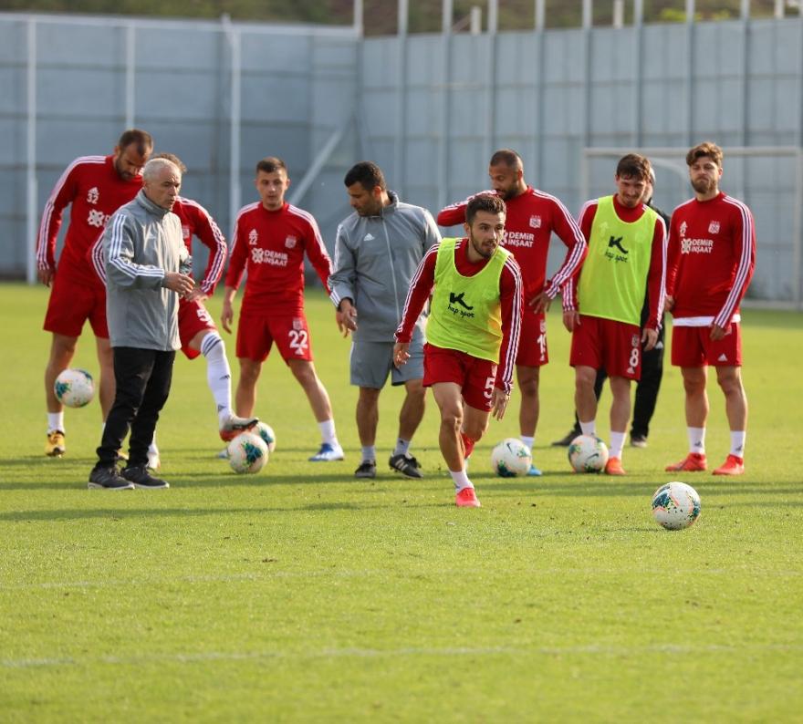 Sivasspor, Denizlispor maçı hazırlıklarını tamamladı